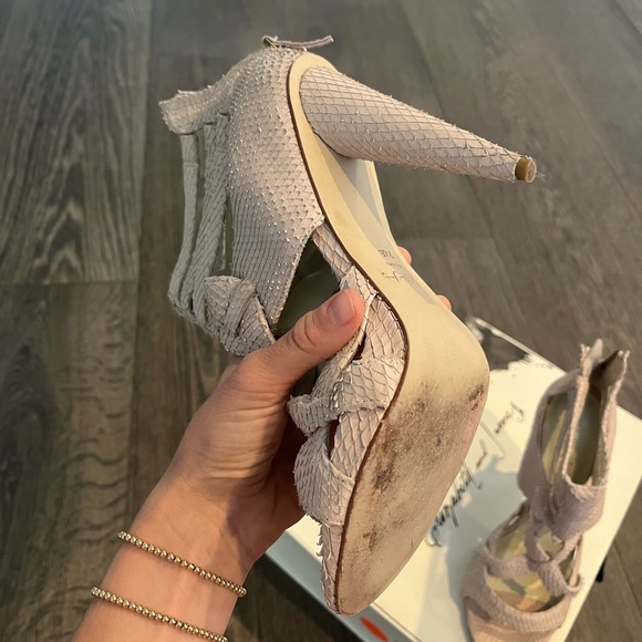 RARE Elizabeth & James Maddy Snake-Embossed Heels - Picture 2 of 5